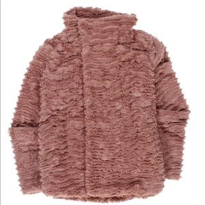 NWOT Patagonia pelage jacket